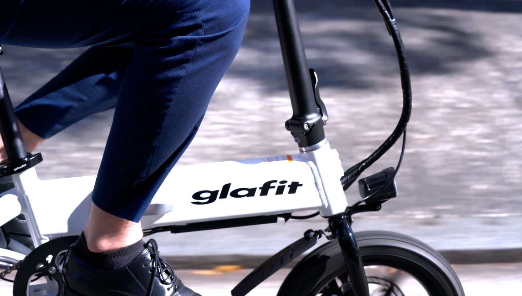 ハイブリッドバイク「GFR-02」先行予約 2/1（月）10:00 開始 - Glafit